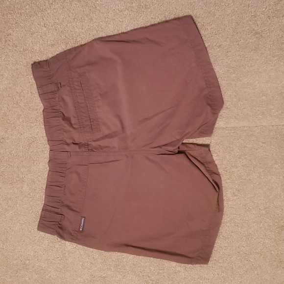 Columbia Women's Brown Shorts - Picture 2 of 14